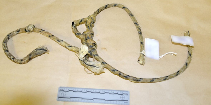 Vickie Crow Shoe rope